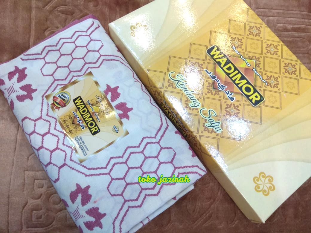 Sarung Wadimor Kembang Salju