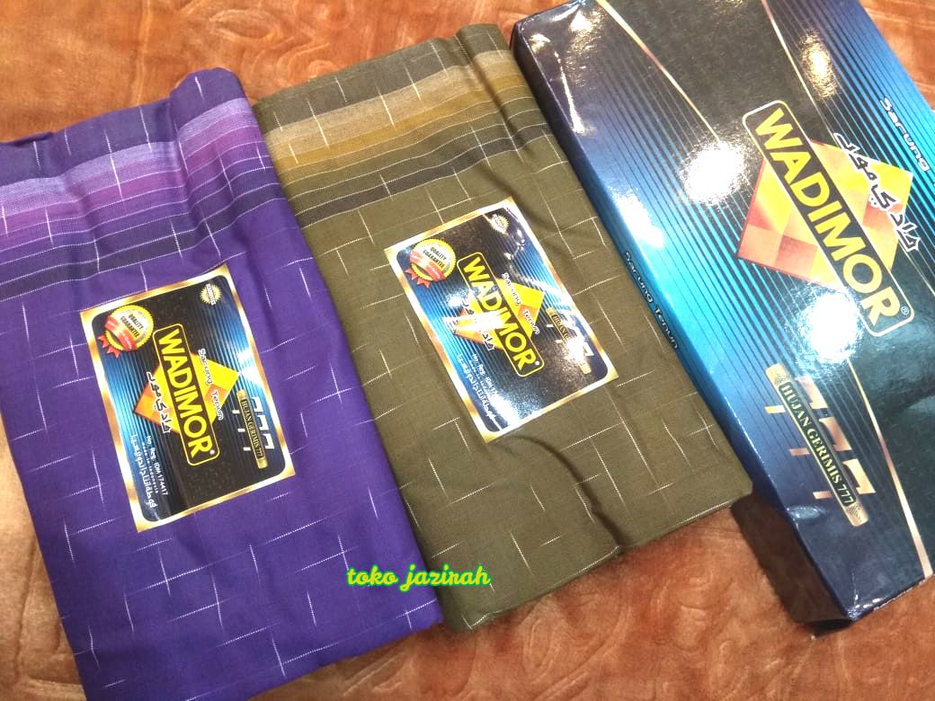 Sarung Wadimor Hujan Grimis