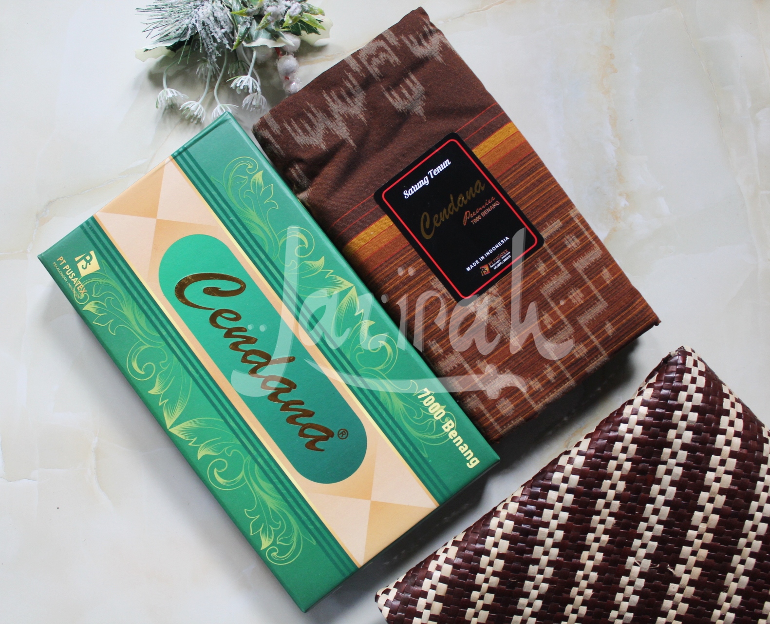 Sarung Cendana Maestro